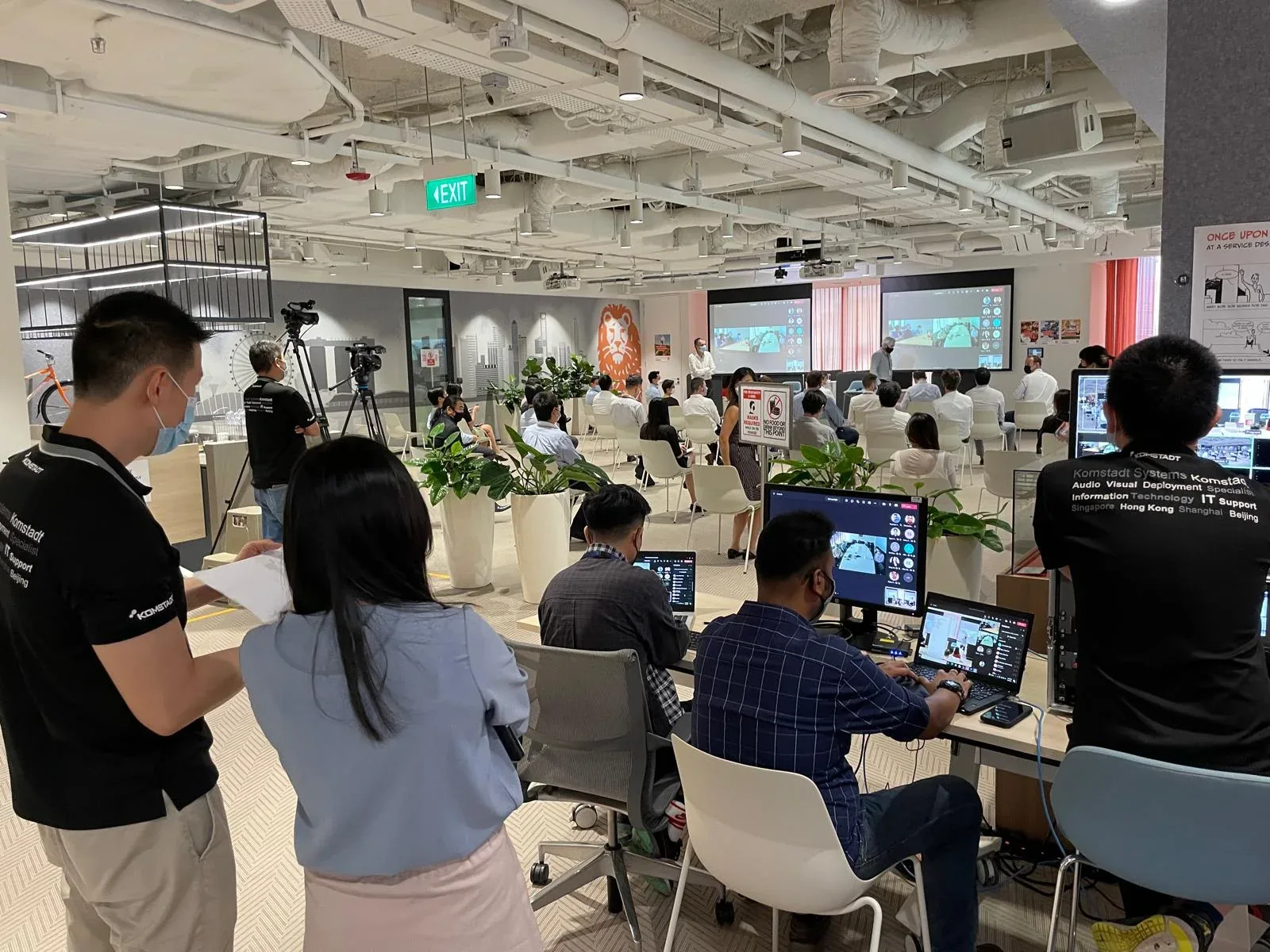 Town hall and event space AV production